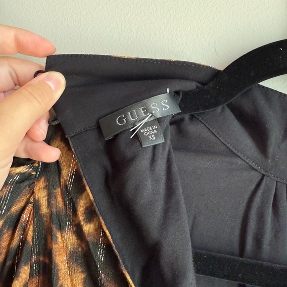 Guess Leopard Print long sleeve Women's blouse - Picture 4 of 4